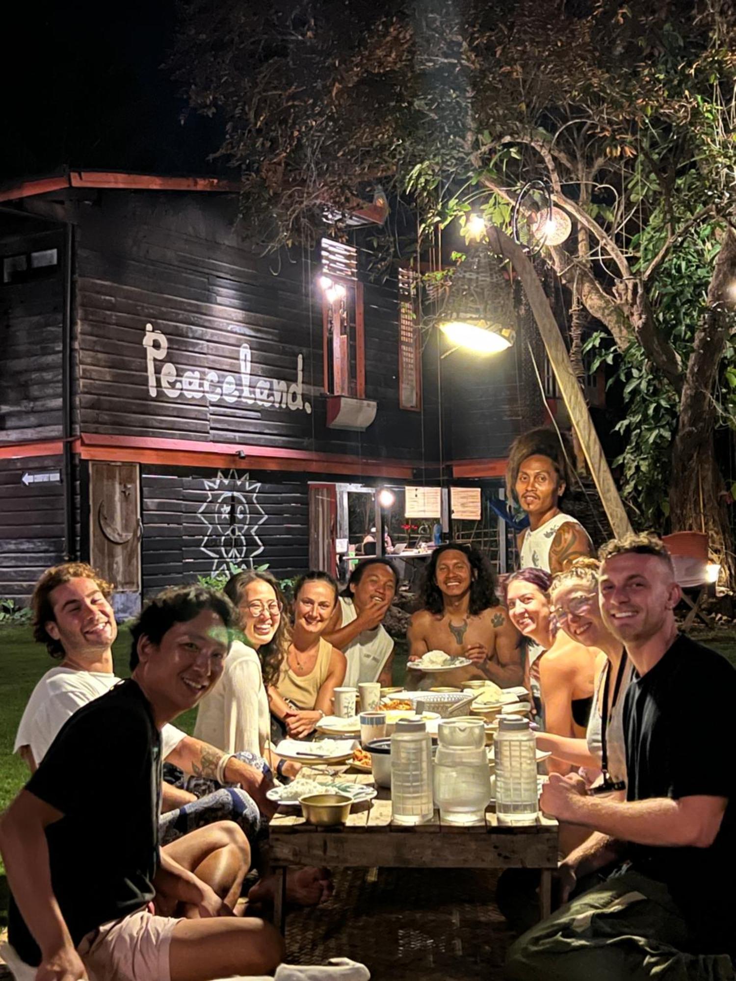 Peaceland Hostel Панглао Екстериор снимка